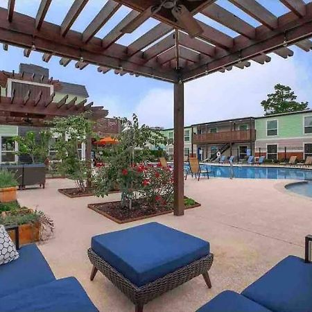 Beautiful/Spacious 2 Bedroom Houston Near Galleria 외부 사진