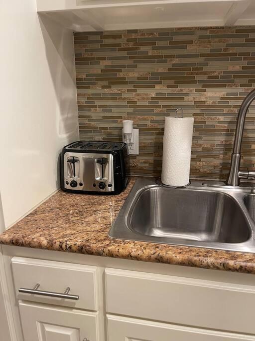 Beautiful/Spacious 2 Bedroom Houston Near Galleria 외부 사진