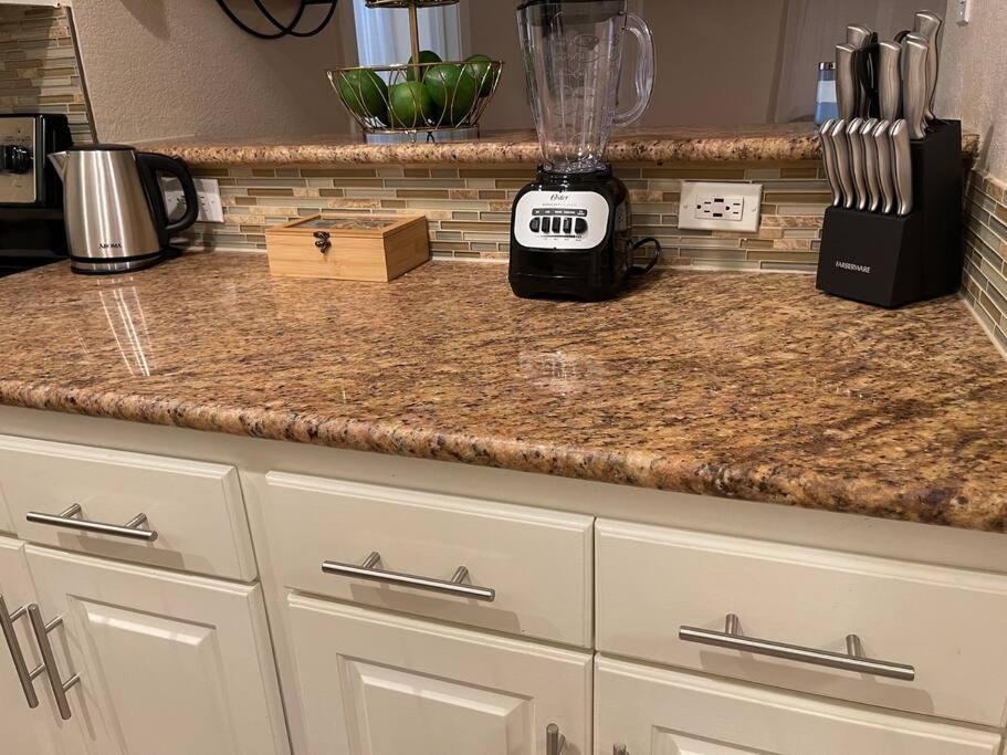 Beautiful/Spacious 2 Bedroom Houston Near Galleria 외부 사진