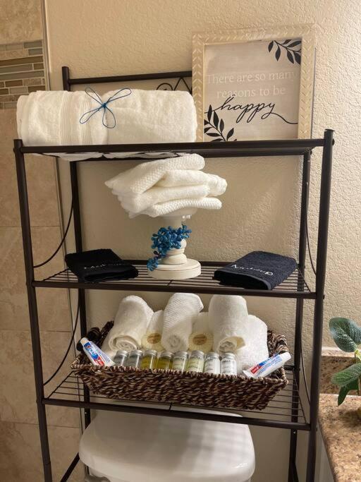 Beautiful/Spacious 2 Bedroom Houston Near Galleria 외부 사진