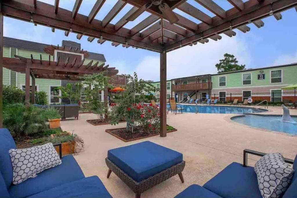 Beautiful/Spacious 2 Bedroom Houston Near Galleria 외부 사진