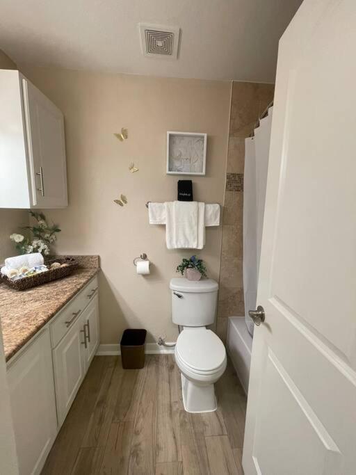 Beautiful/Spacious 2 Bedroom Houston Near Galleria 외부 사진